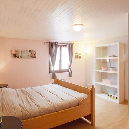 Appartement En Rez De Jardin Et Terrasse Ds Villa Hyeres Bagian luar foto
