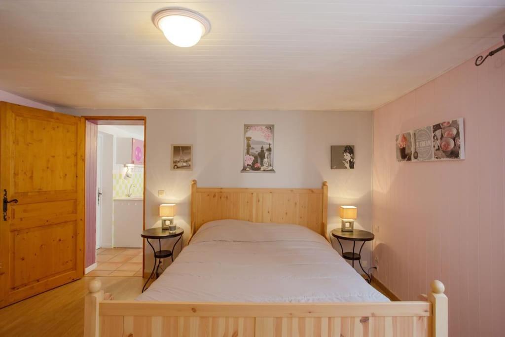 Appartement En Rez De Jardin Et Terrasse Ds Villa Hyeres Bagian luar foto